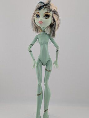 Monster High Frankie Stein G1 Signature Doll 2008 Mattel Nude Cut Hair